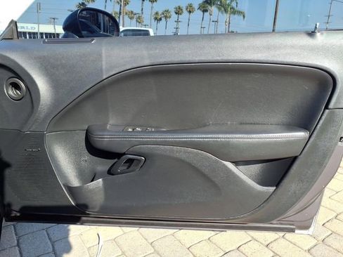 Used 2016 Dodge Challenger SRT w/ Technology Group RWD image 27