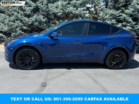 Used 2024 Tesla Model Y Long Range AWD/4WD image 4