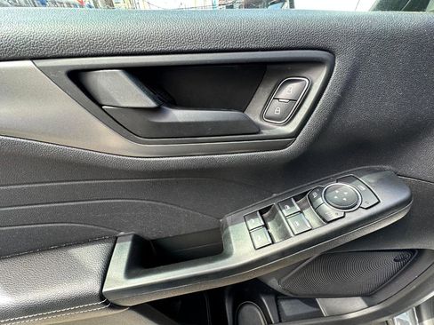 Used 2024 Ford Escape Active w/ Tech Pack #1 AWD/4WD image 18