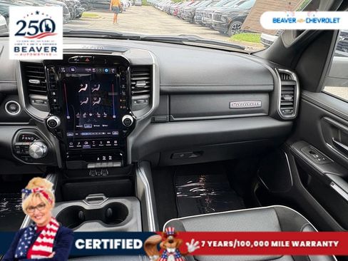 Used 2025 RAM 1500 Laramie AWD/4WD image 17