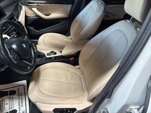 Used 2017 BMW X1 xDrive28i AWD/4WD image 11