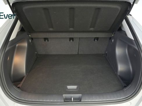 Used 2024 Hyundai Kona SEL FWD image 8
