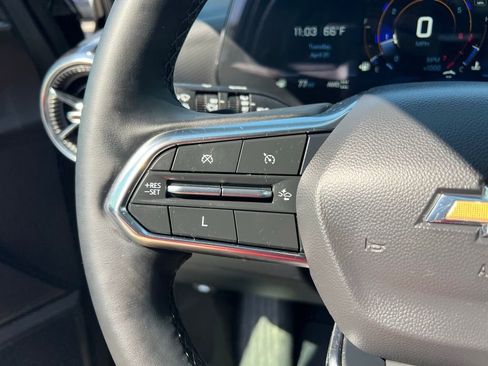 Used 2025 Chevrolet Equinox LT image 42