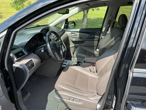 Used 2016 Honda Odyssey Touring image 9