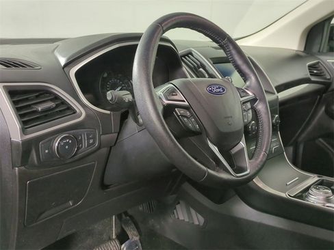 Used 2019 Ford Edge SEL w/ Equipment Group 201A image 10