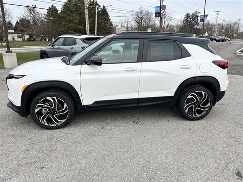 New 2026 Chevrolet TrailBlazer RS w/ Convenience Package image 2