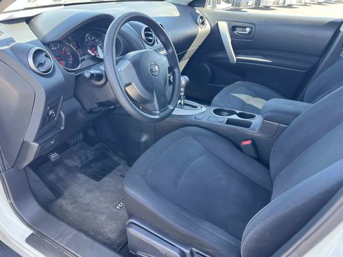 Used 2015 Nissan Rogue S FWD image 5