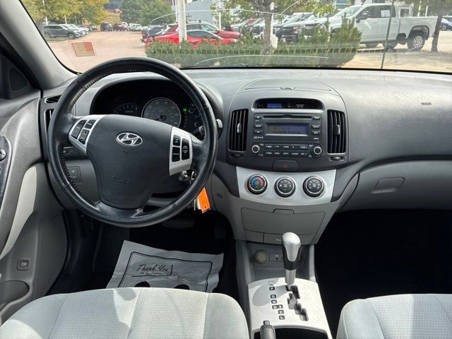 Used 2008 Hyundai Elantra Sedan FWD image 16