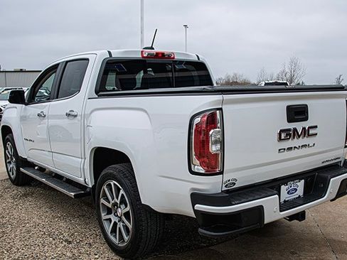 Used 2021 GMC Canyon Denali image 3