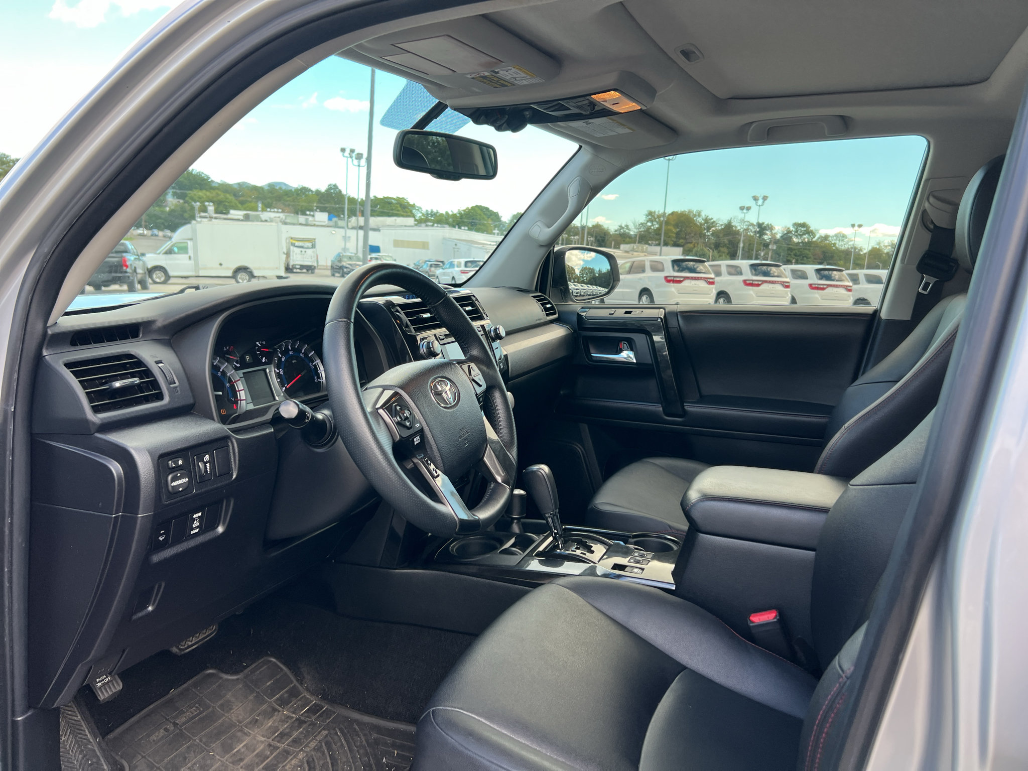 Used 2014 Toyota 4Runner Trail Premium AWD/4WD image 12