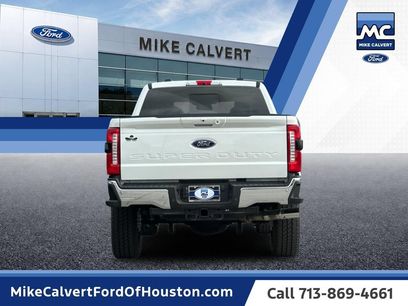 New 2026 Ford F250 Lariat w/ Lariat Ultimate Package