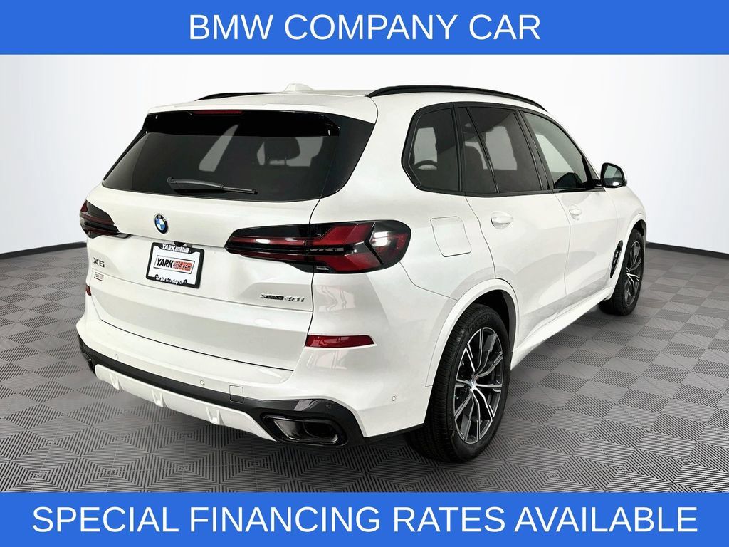Used 2026 BMW X5 xDrive40i w/ M Sport Package AWD/4WD image 8