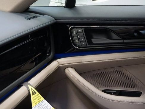 New 2026 Porsche Panamera 4 image 22