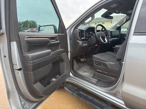 Used 2024 GMC Sierra 1500 Elevation AWD/4WD image 10