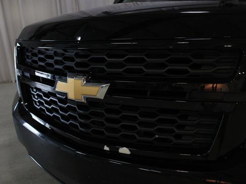 Used 2019 Chevrolet Tahoe LT AWD/4WD image 32