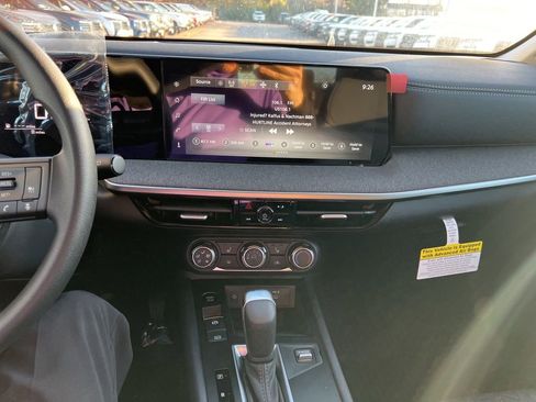 New 2025 Nissan Kicks SV w/ SV Premium Package image 11