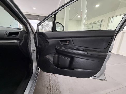 Used 2013 Subaru Impreza 2.0i image 12