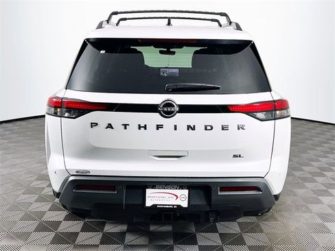 New 2026 Nissan Pathfinder SL image 6