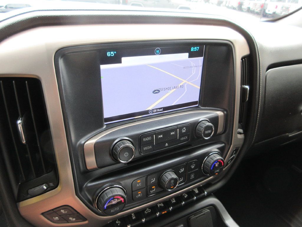 Used 2019 GMC Sierra 2500 Denali w/ Duramax Plus Package AWD/4WD image 31