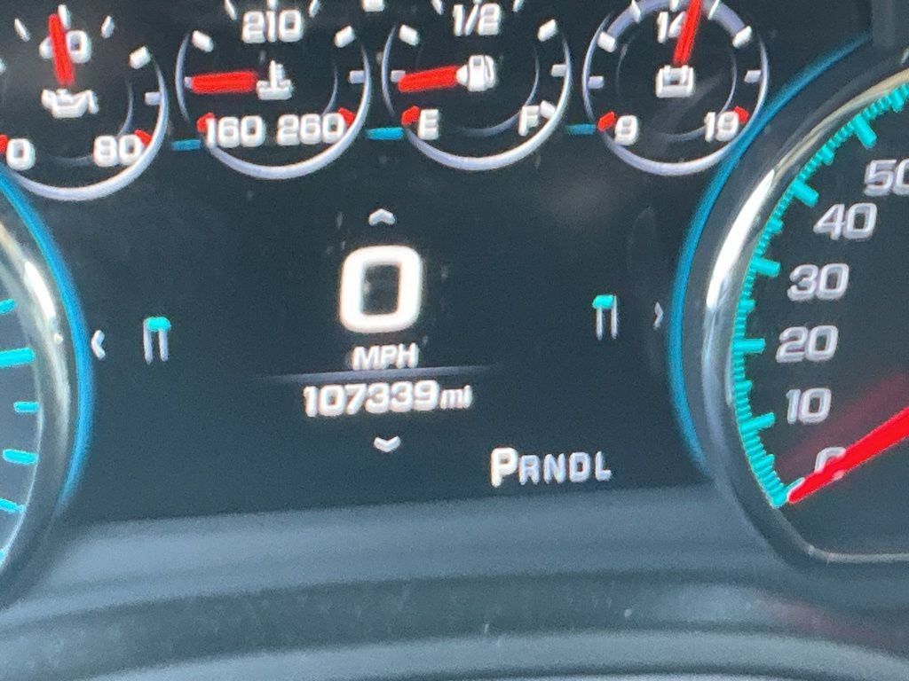 Used 2017 GMC Yukon Denali w/ Open Road Package AWD/4WD image 10