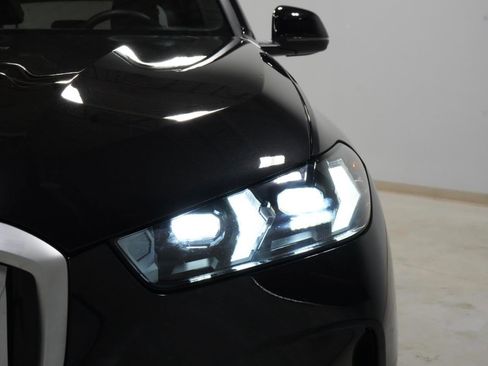 Used 2024 BMW X5 xDrive40i w/ Parking Assistance Package AWD/4WD image 34