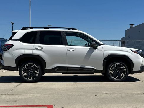 New 2026 Subaru Forester Touring AWD/4WD image 2