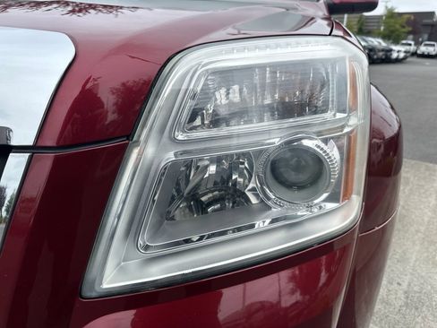 Used 2011 GMC Terrain SLE AWD/4WD image 9
