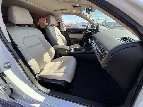 Used 2024 Honda Civic EX-L image 8