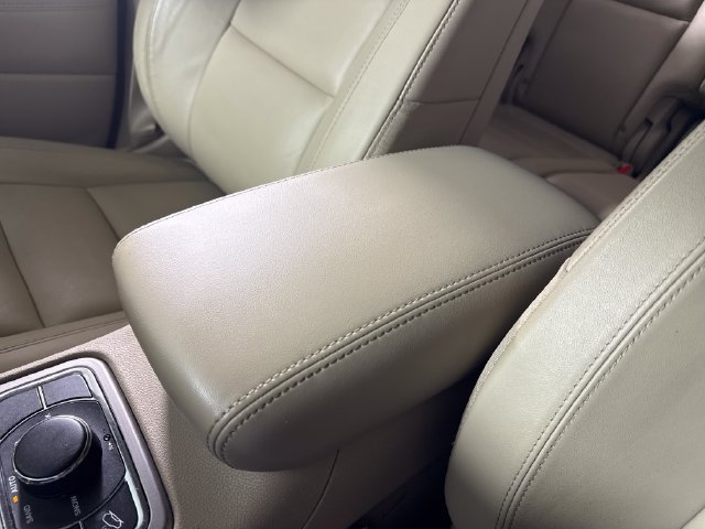 Used 2021 Jeep Grand Cherokee Limited w/ Premium Lighting Group AWD/4WD image 39