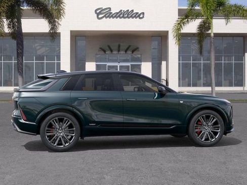 New 2026 Cadillac Lyriq V image 5