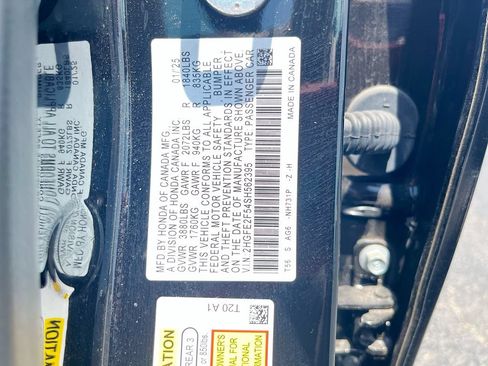 Used 2025 Honda Civic Sport image 30