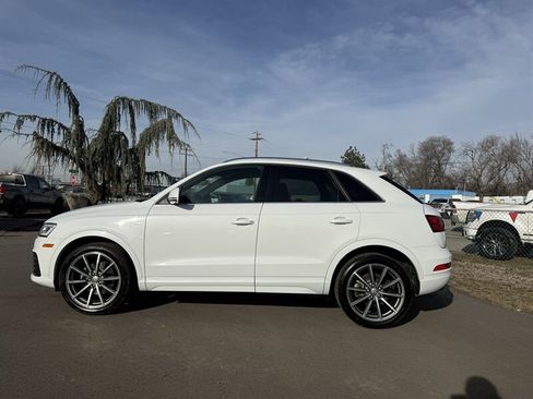 Used 2018 Audi Q3 2.0T Premium Plus AWD/4WD image 4