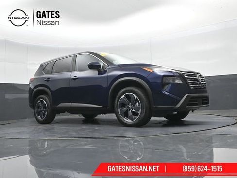 Used 2024 Nissan Rogue SV FWD image 36