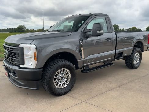 Used 2024 Ford F350 XL image 5