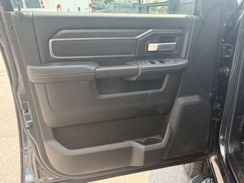 New 2026 RAM 2500 Big Horn AWD/4WD image 11