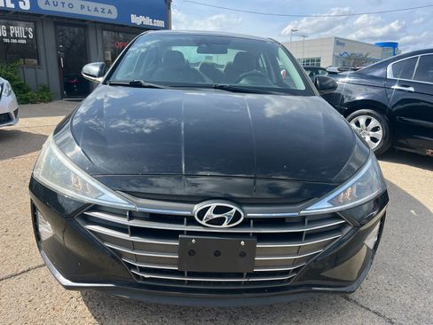 Used 2019 Hyundai Elantra SEL image 4