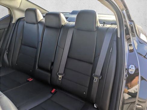 Used 2022 Nissan Sentra SR w/ SR Premium Package image 15