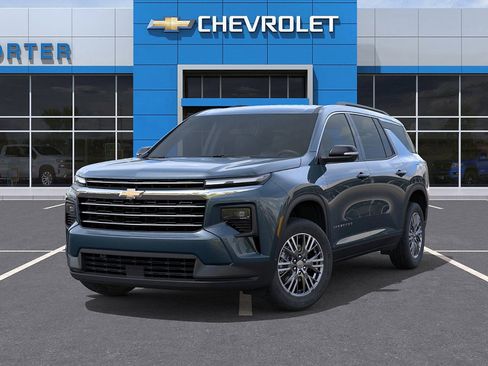 New 2026 Chevrolet Traverse LT w/ Driver Confidence Package image 6