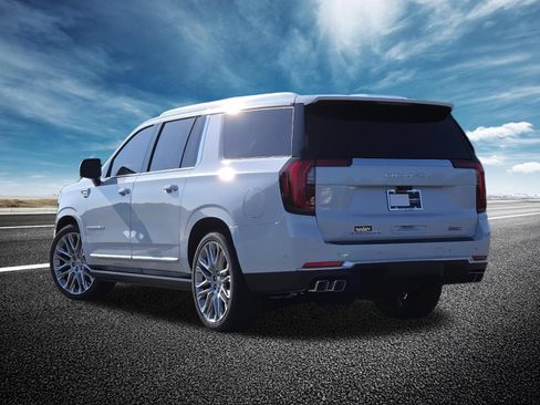 New 2026 GMC Yukon XL Denali w/ Denali Reserve Package AWD/4WD image 21