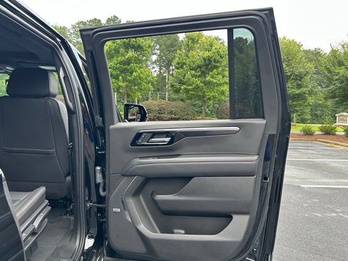 Used 2025 Chevrolet Suburban RST w/ Comfort Package RWD image 63