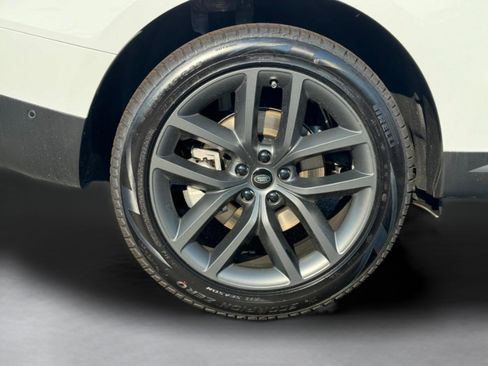 Used 2025 Land Rover Range Rover Sport SE image 34