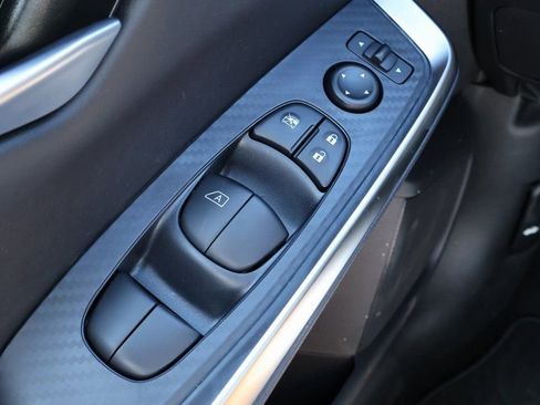 New 2025 Nissan Sentra SR image 14