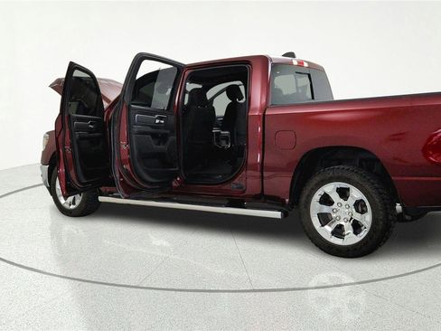 Used 2019 RAM 1500 Big Horn AWD/4WD image 36