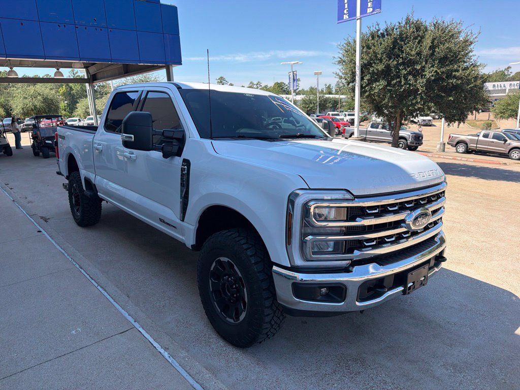 Used 2026 Ford F250 XLT w/ XLT Premium Package AWD/4WD image 4