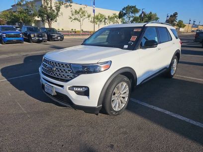 Used 2023 Ford Explorer Limited w/ Limited Technology Package