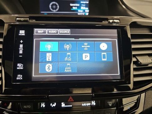 Used 2017 Honda Accord Touring image 26