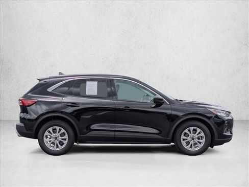 Used 2023 Ford Escape Active FWD image 4