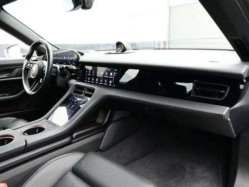 Certified 2020 Porsche Taycan 4S image 18