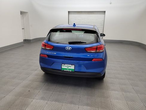 Used 2018 Hyundai Elantra GT FWD image 7