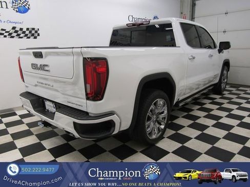 Used 2023 GMC Sierra 1500 Denali w/ Denali Reserve Package AWD/4WD image 16